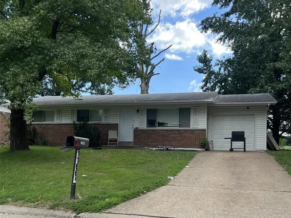 11668 Herefordshire Dr, Saint Louis, MO 63138