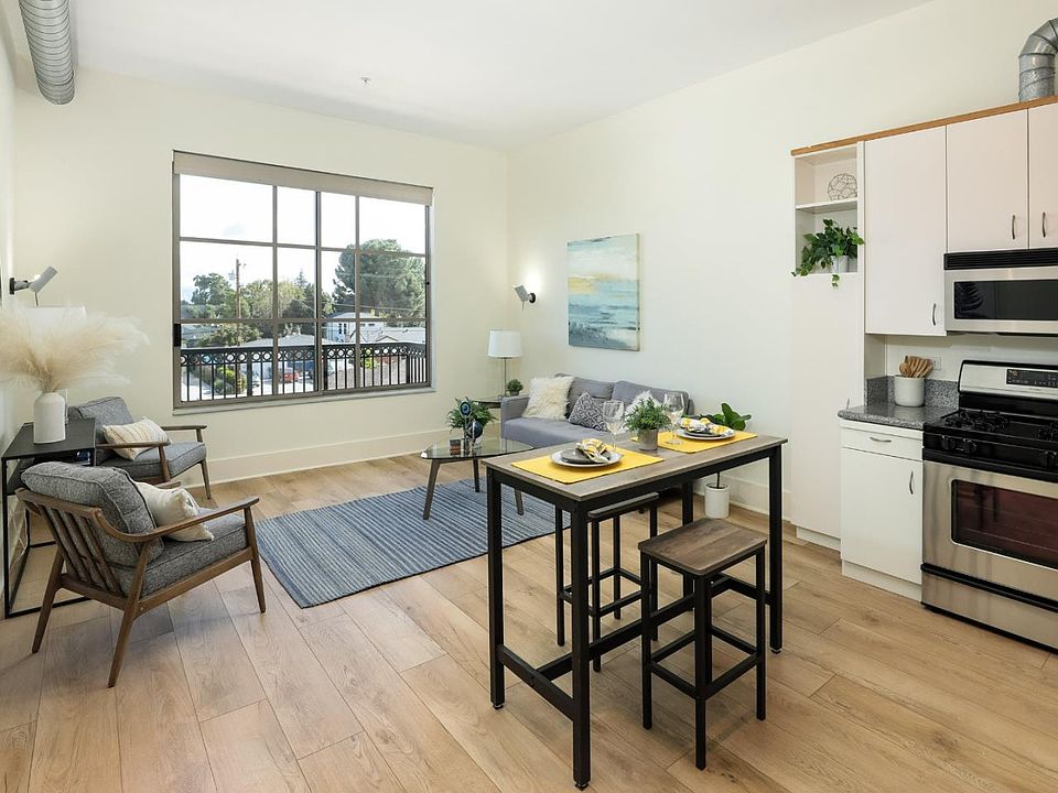 1st image of 334 Santana Row APT 210