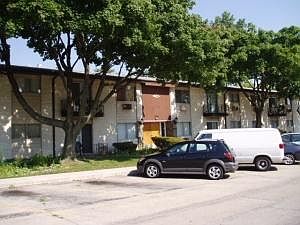 1st image of 8999 Kennedy Dr APT 2E