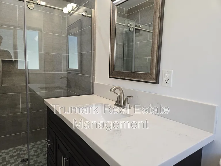 1303 N Brand Blvd #5 — Photo 10