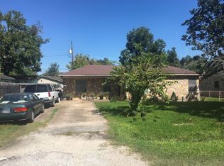 909 Majorca Dr, Houston, TX 77076