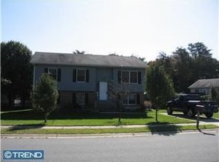 3031 Rosetree Ln, Newark, DE 19702