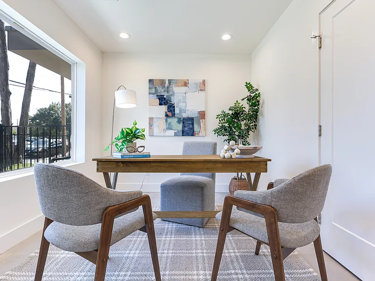 1902 N Carroll Ave #104 — Photo 9