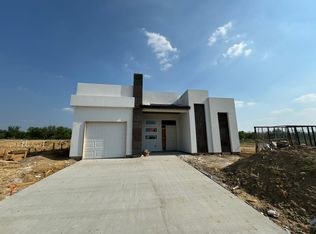 1611 Belgian Blue Loop, Laredo, TX 78046