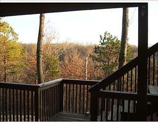 3rd image of 25 Enfield Dr