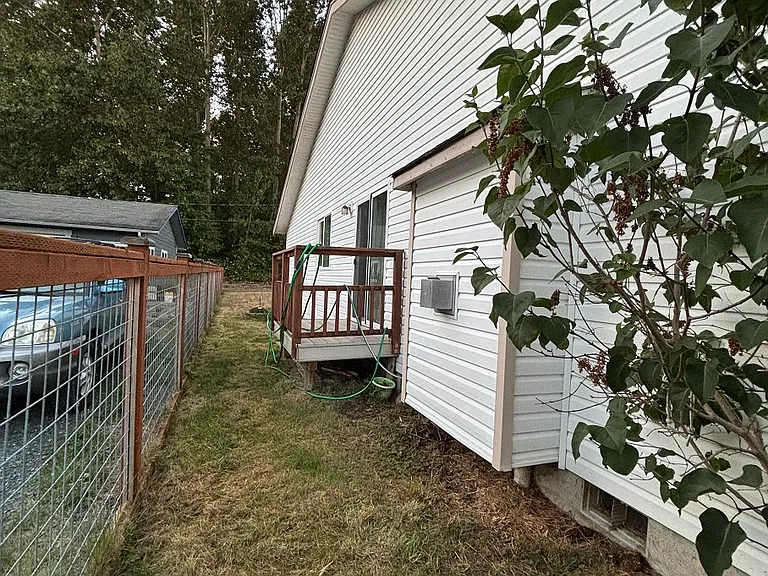 344 B St — Photo 12