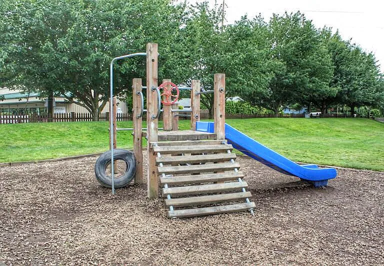 Village Place — Photo 9