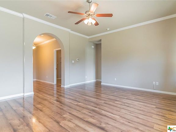 4th image of 6110 Alexandria Dr