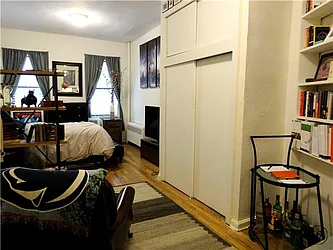 Rented by DSA Realty