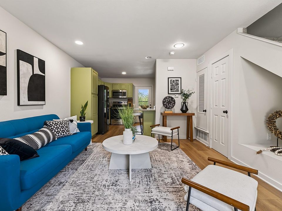 1st image of 2000 Lightsey Rd APT 5