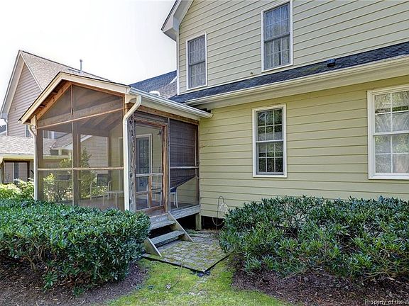 4th image of 317 Suri Dr