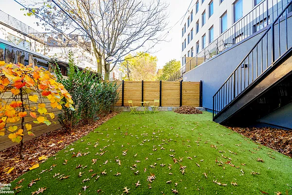 Rented by Brown Harris Stevens | media 20