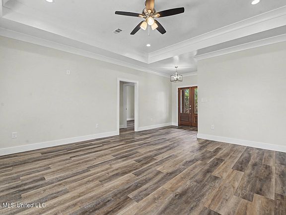 5th image of 200 Webb Davis Rd