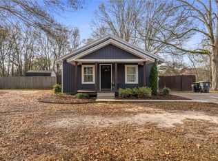 53 Main St, Pelzer, SC 29669