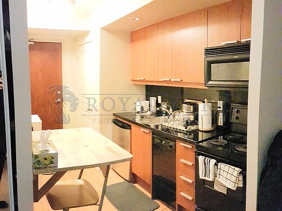 2 -19 Avondale Ave, Toronto, Ontario - Royal York Property Management_03132018