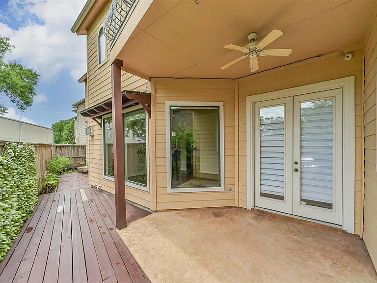 11025 Robin Hood Ct — Photo 41