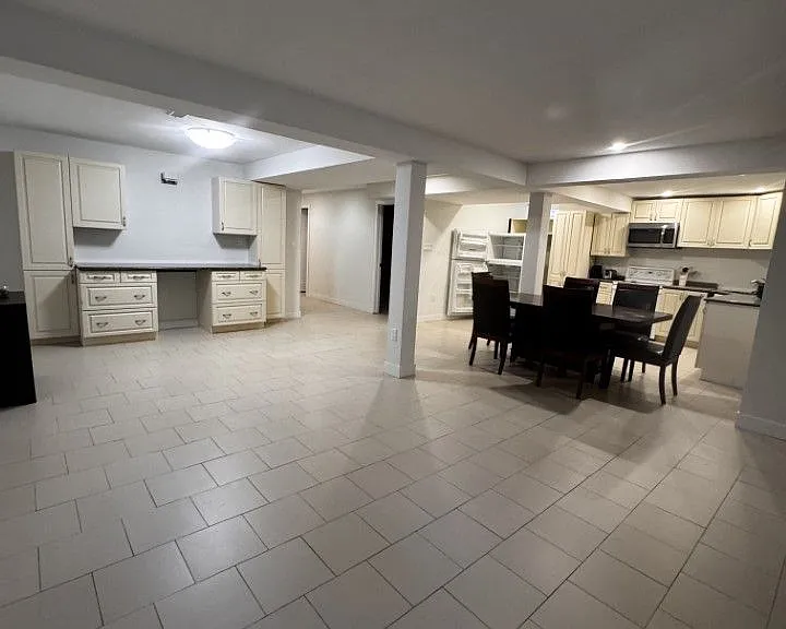 158 Roselena Dr — Photo 8