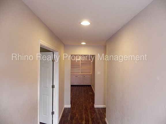 4th image of 3830 Camino Capistrano NE
