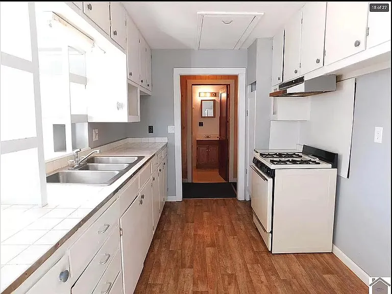 1610 Ryan Ave #B — Photo 9