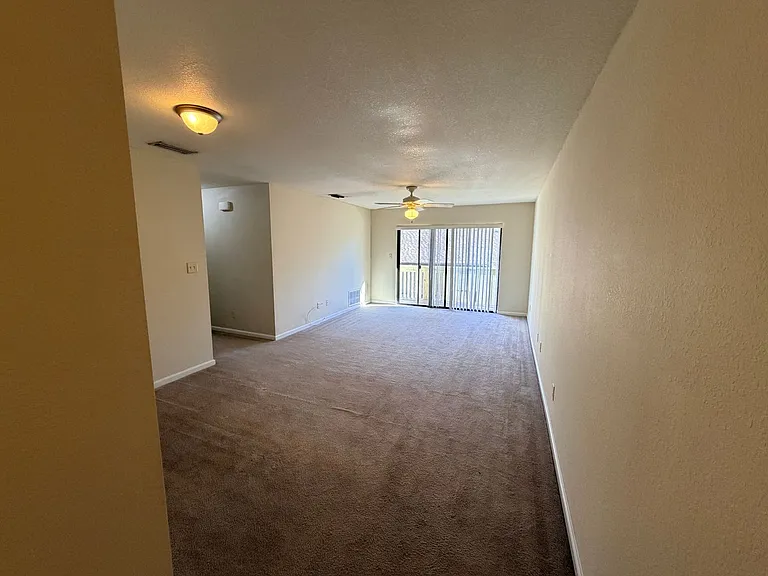 1704 N Patterson St #4 — Photo 7