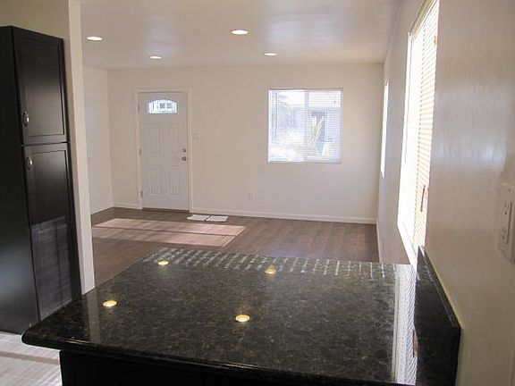 5th image of 6328 Quillan St