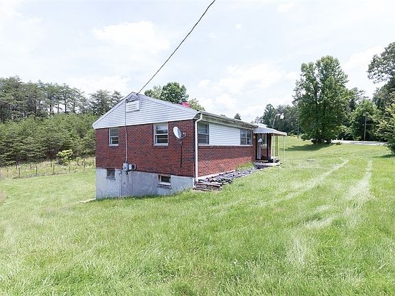5th image of 579 Elijah Cir