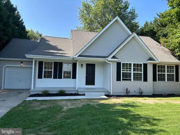 57 Andiron Ln, Felton, DE 19943