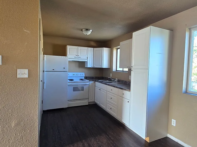 3299 Lombardy Ln #C — Photo 6