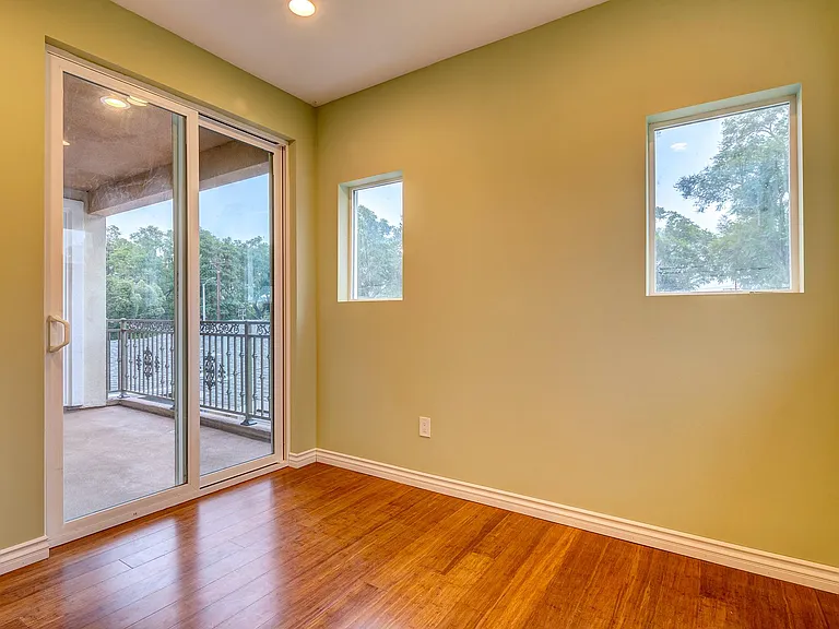 209 W Valencia Dr #A — Photo 6