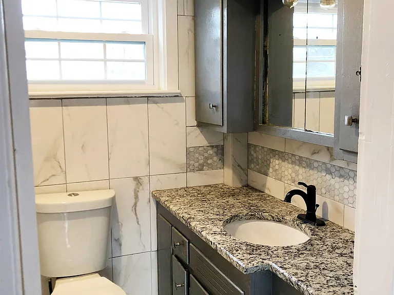 2nd Floor Bathroom 1