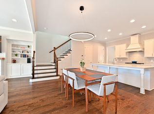 1823 Falling Sky Ct, Atlanta, GA 30319