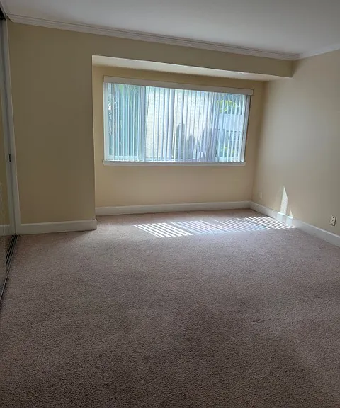 8529 Villa La Jolla Dr #C — Photo 7