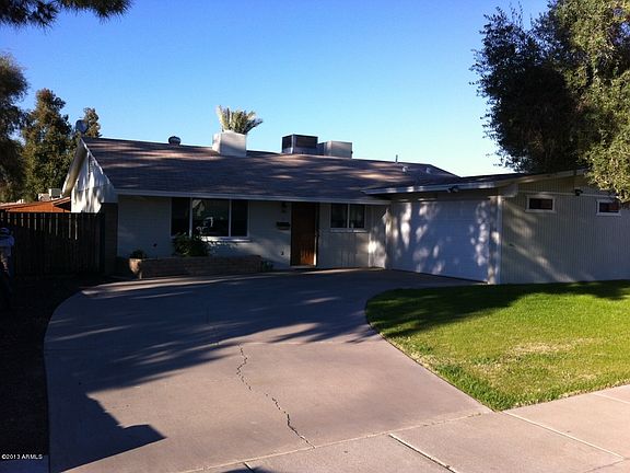 3rd image of 1608 W Inverness Dr