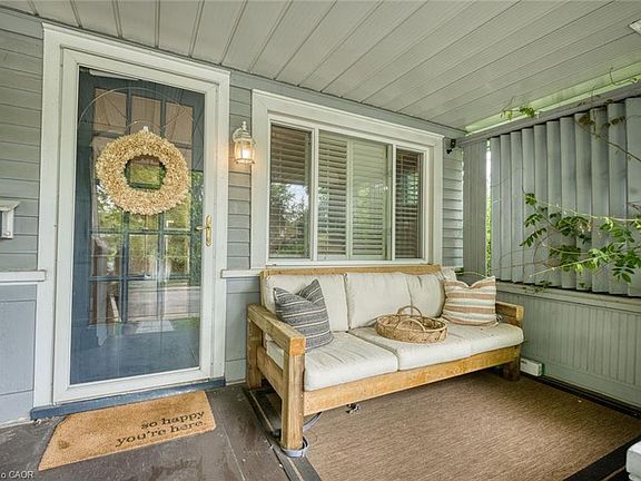 3rd image of 7 Pinehill Rd