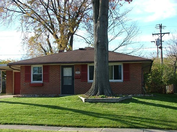 1st image of 2743 Sutton Ave