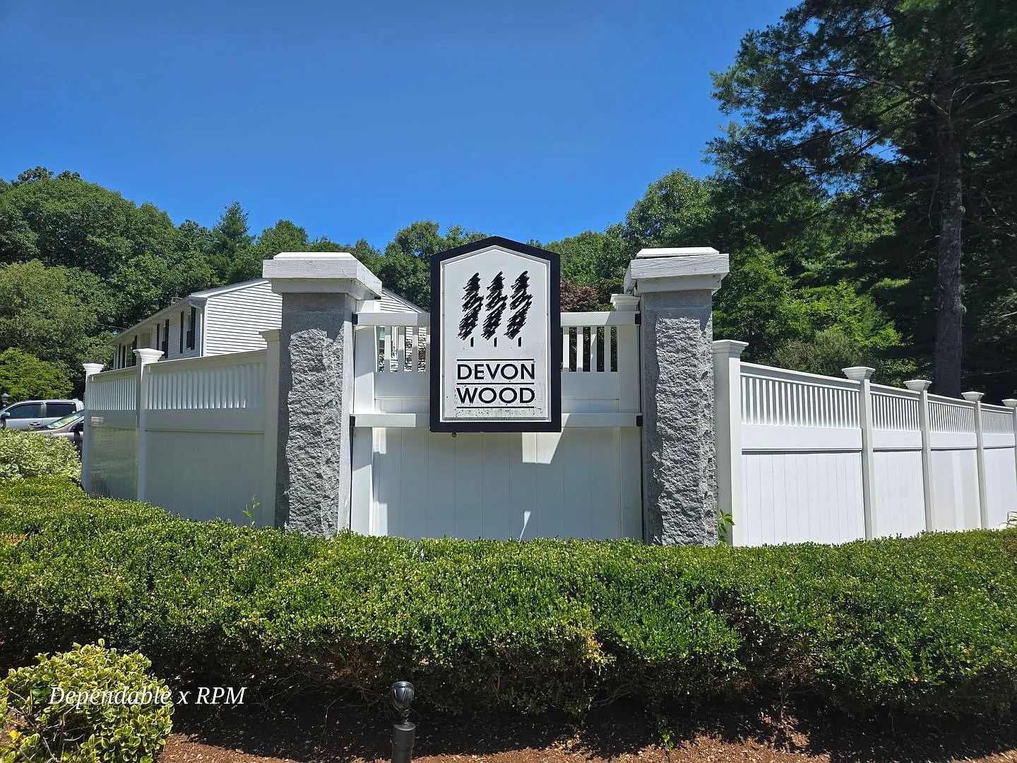 Devon Wood Community 2 Bd 2 Bath Available For Rent Including All Amenities — Photo 2