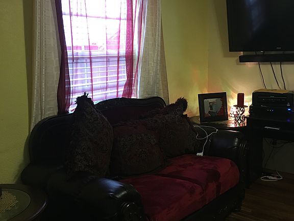5th image of 707 2nd Pl