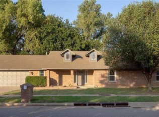 860 Shady Creek Ln, Yukon, OK 73099