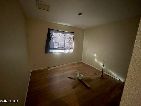 4th image of 3475 Winston Dr