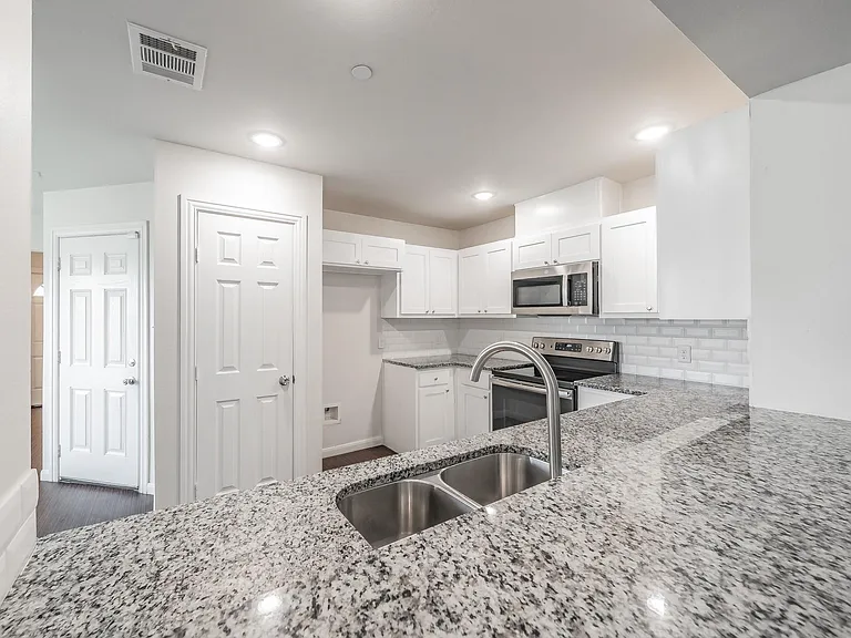 3518 Milan St — Photo 5
