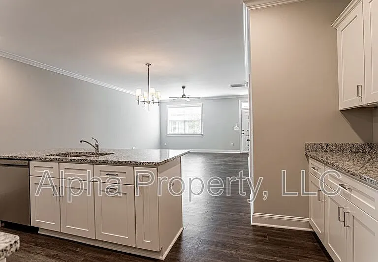 14 Alderly Way — Photo 10