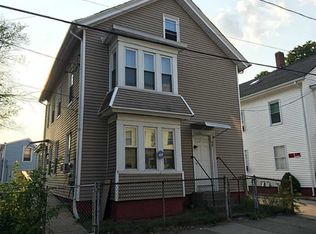 98 Knowles St, Pawtucket, RI 02860