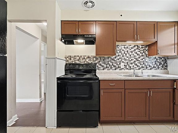 4th image of 10154 Coburg Lands Dr