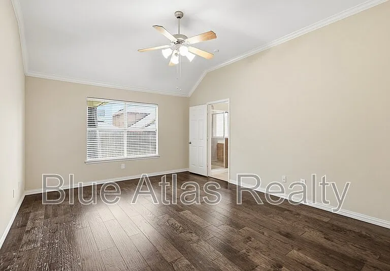 4353 Mountain Crest Dr — Photo 11