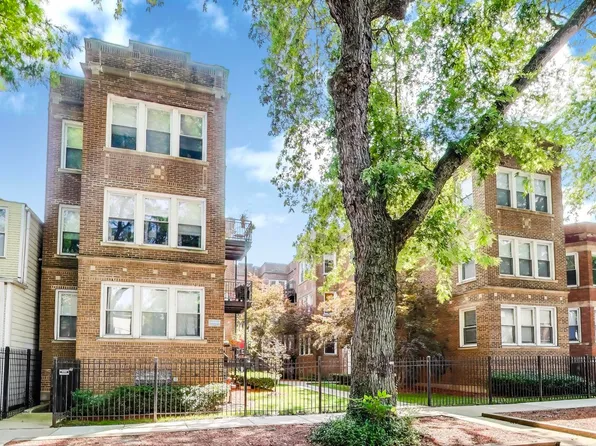 1447 W Victoria St #3C, Chicago, IL 60660