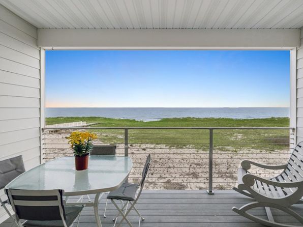 473 Dune Rd #6B