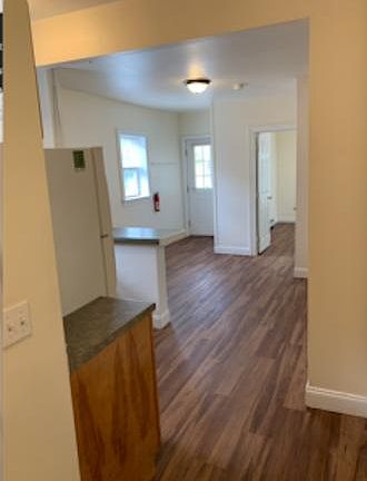 3rd image of 30 School St #B