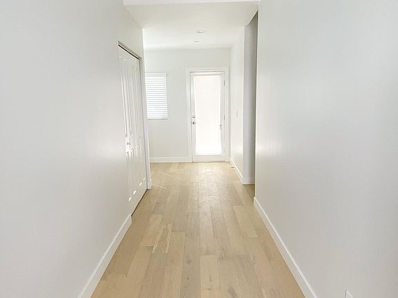 4th image of 4722 W 164th St