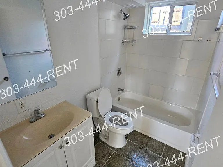 518-520 522 & S 1st Way #524-1520 — Photo 10