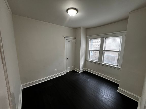 5th image of 7726 S Champlain Ave